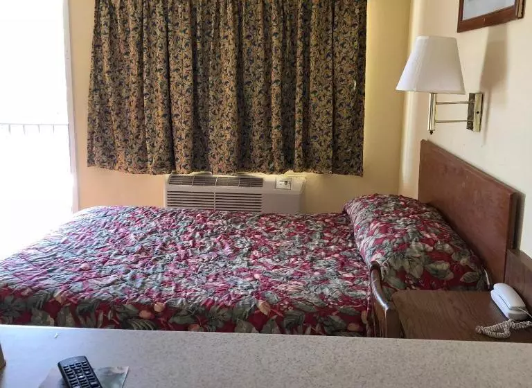 Motelli Country Host Inn