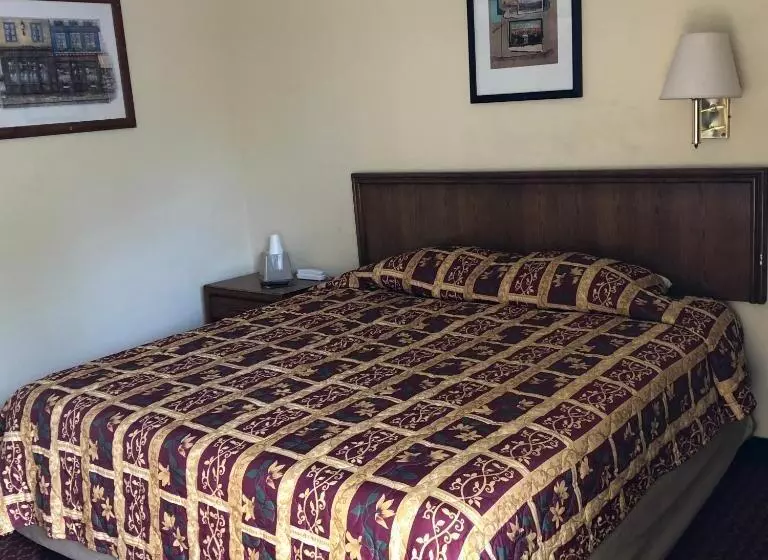 Motelli Country Host Inn