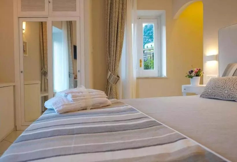 Pensione Villa Carlotta Minori