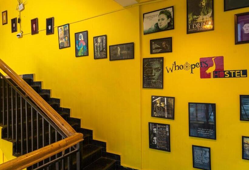 Whoopers Hostel Kasol