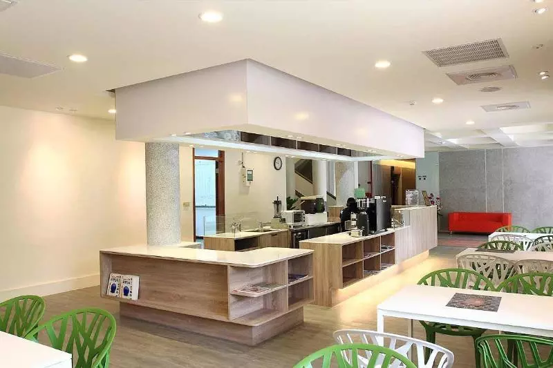 Retkeilymaja Chengching Lakefront Resort