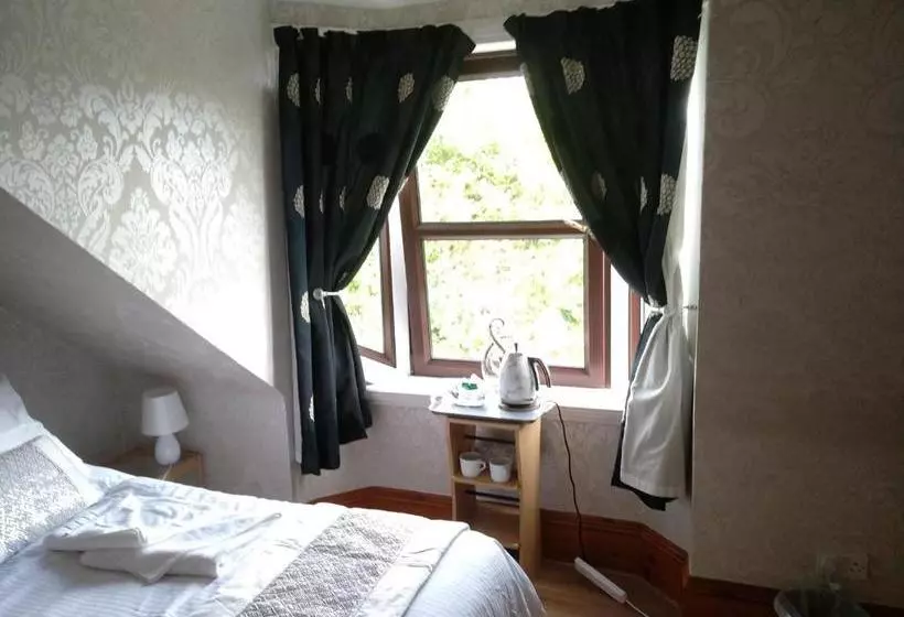 تختخواب و صبحانه Lochview Guest House