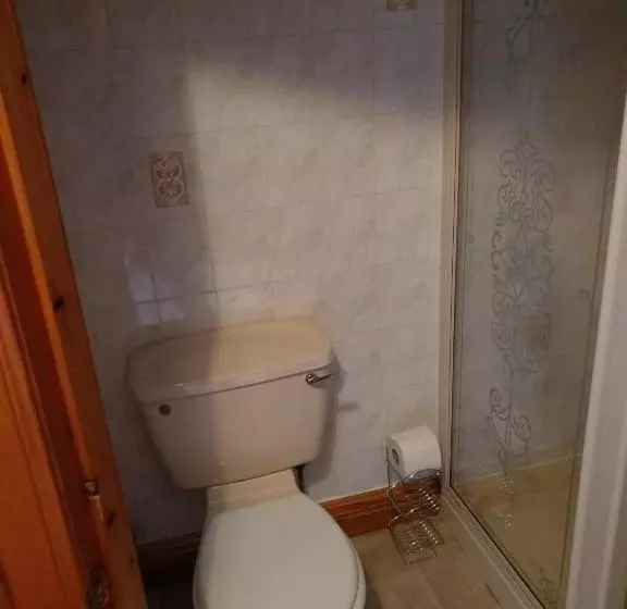 تختخواب و صبحانه Lochview Guest House