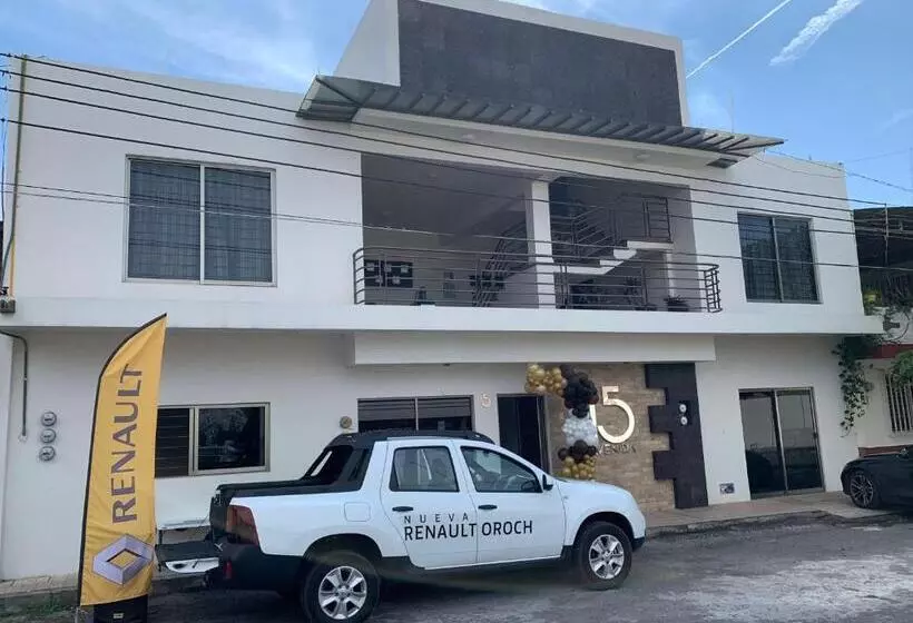 هتل 15 Avenida