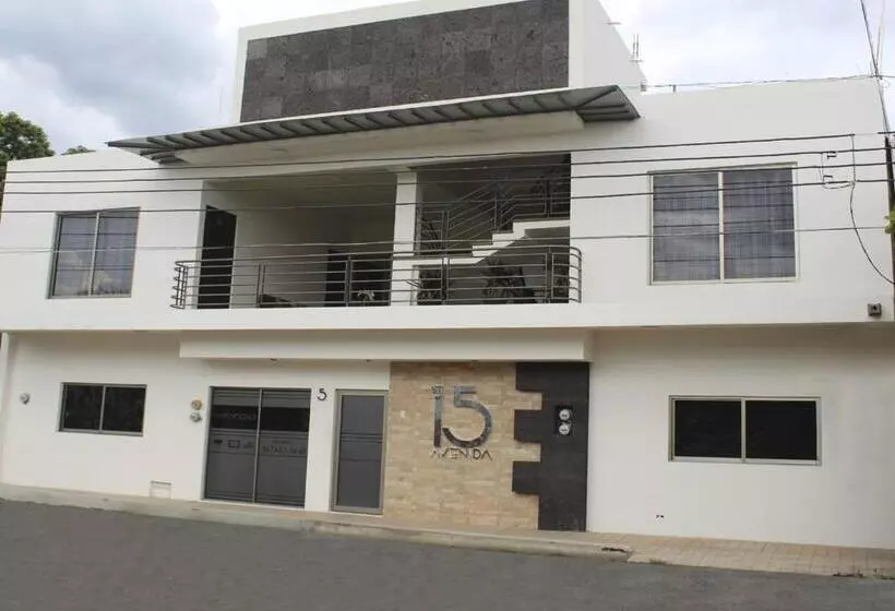 هتل 15 Avenida