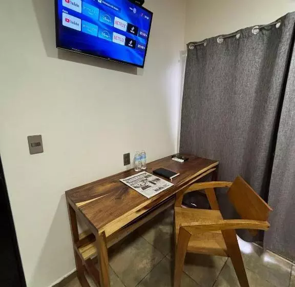 هتل 15 Avenida