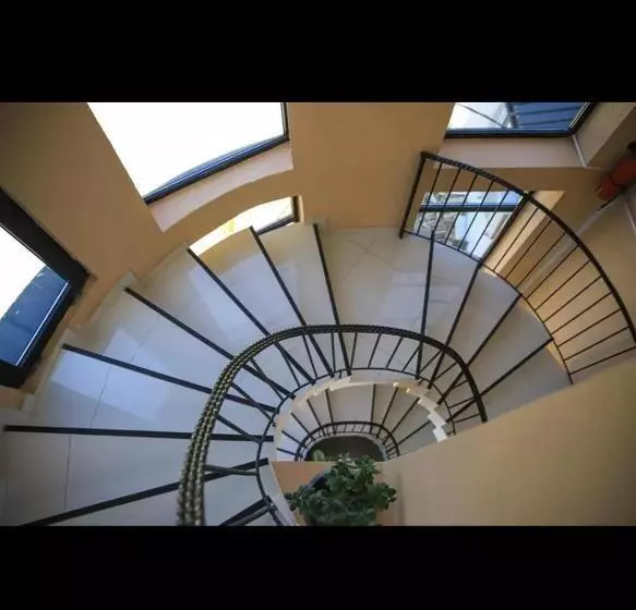 هتل Grand Central