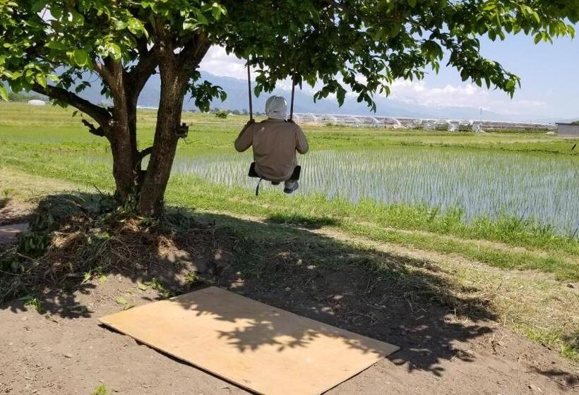 Otel Shino S Farm Inn