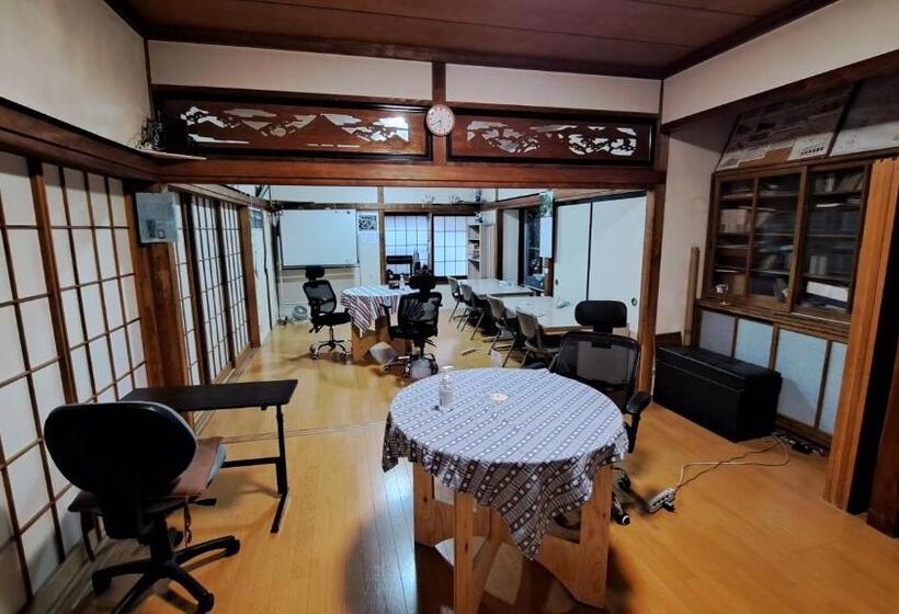 Otel Shino S Farm Inn