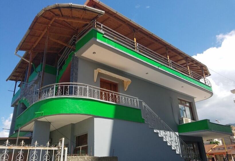 펜션 Bujtina Flowers