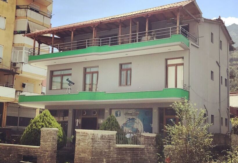 펜션 Bujtina Flowers