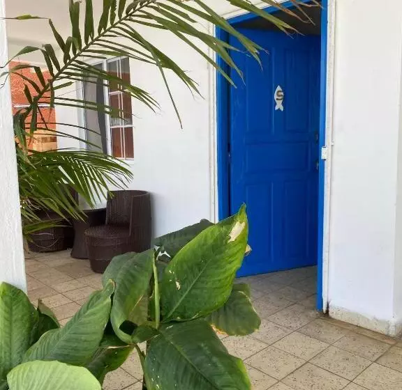 Retkeilymaja Casa Greca