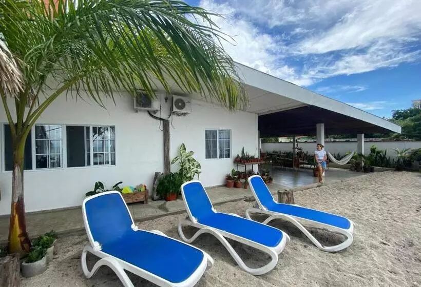 Retkeilymaja Casa Greca