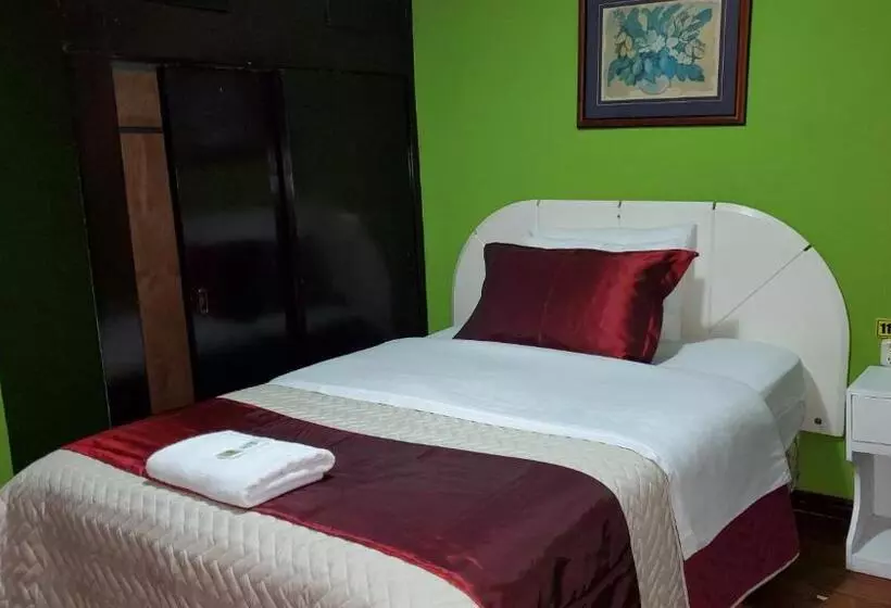 پانسیون Hostal Bolívar Inn