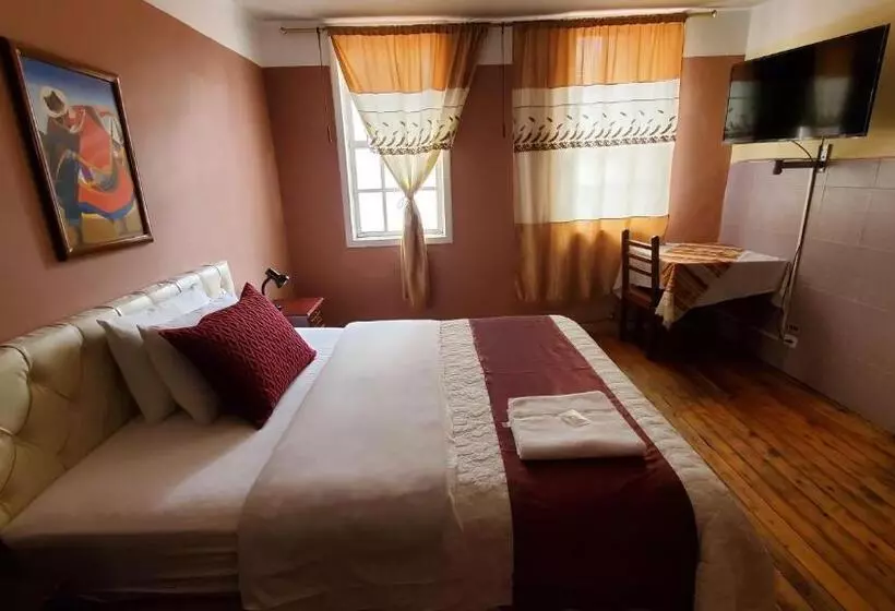 پانسیون Hostal Bolívar Inn