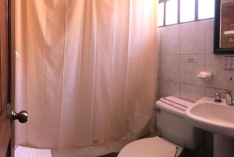 호스텔 Hosteria Pircapamba