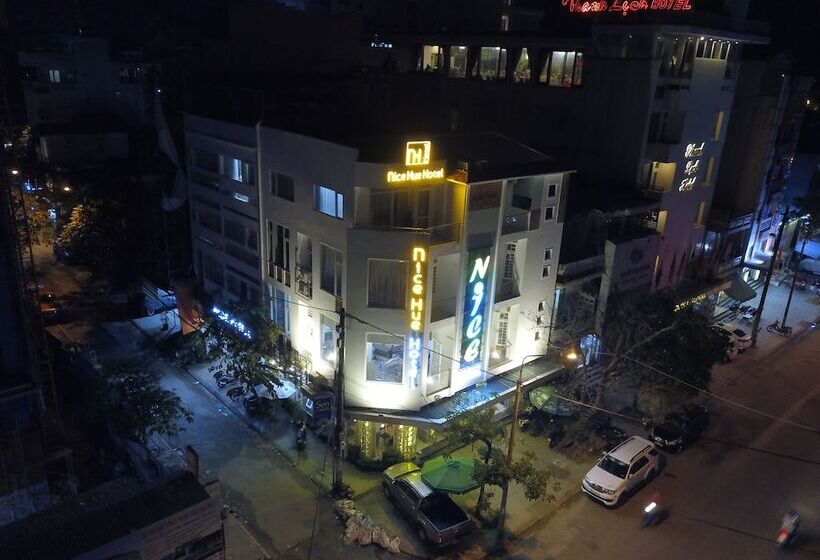 هتل Nice Hue