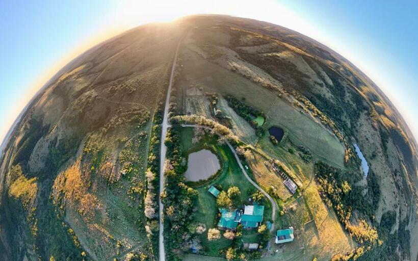 فندق Oppieplaas Self Catering Country Cottage