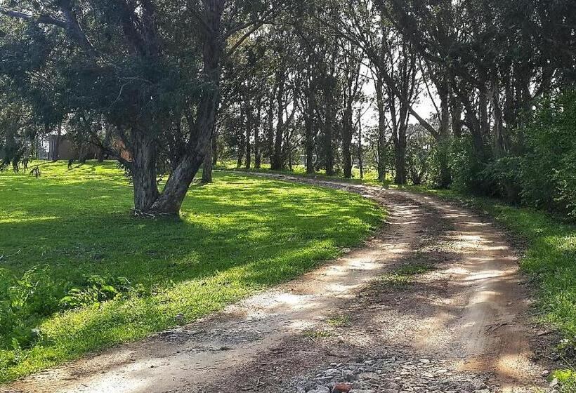 فندق Oppieplaas Self Catering Country Cottage