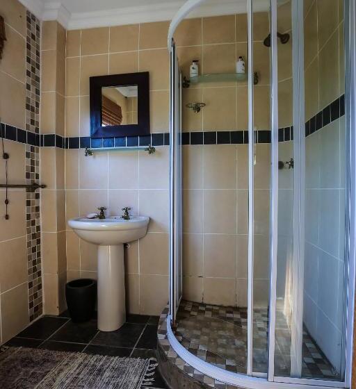 فندق Oppieplaas Self Catering Country Cottage