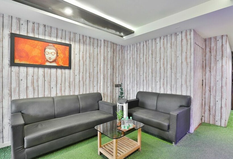 Oyo 19637 Hotel Mansi Sherotene