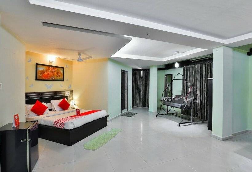 Oyo 19637 Hotel Mansi Sherotene