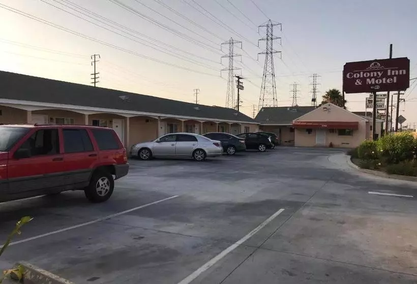Colony Inn Motel
