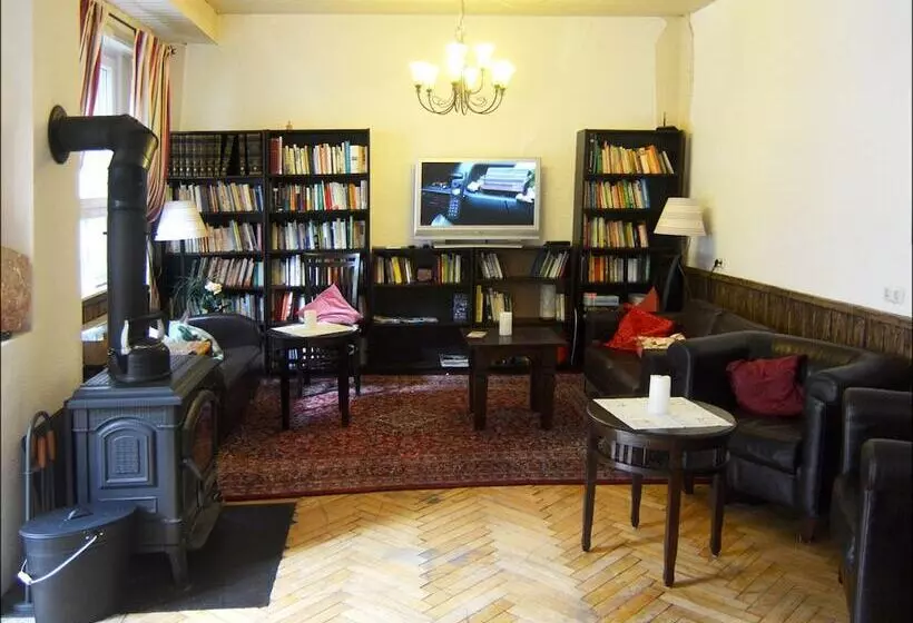 ホテル Herberge Zur Traube