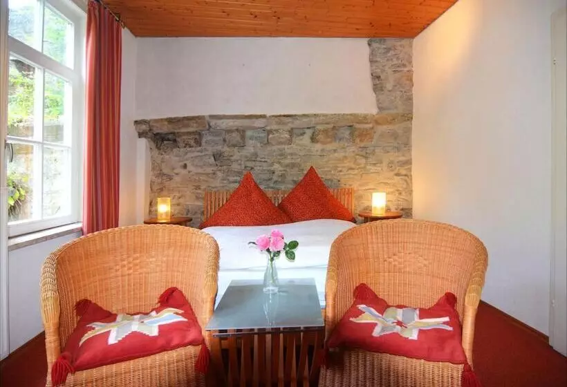 ホテル Herberge Zur Traube