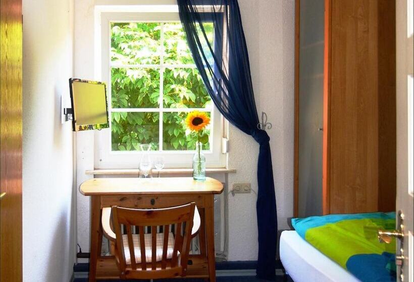 فندق Herberge Zur Traube