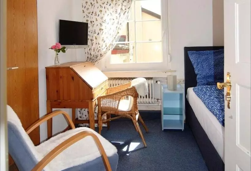 ホテル Herberge Zur Traube