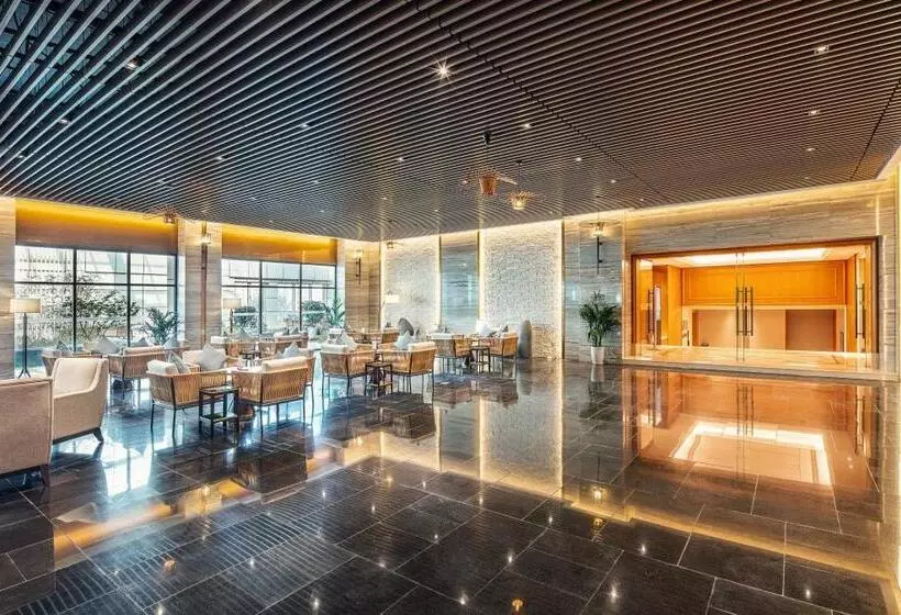 Hotelli Howard Johnson New District Plaza Ziyang