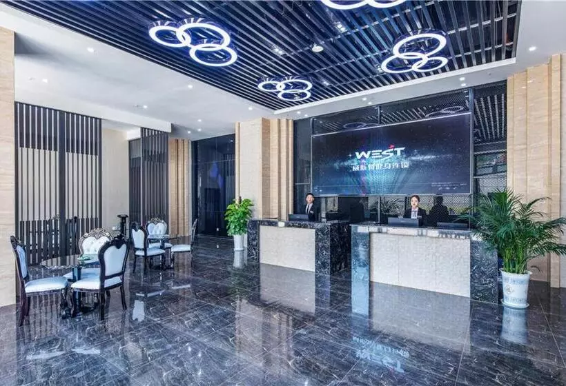 Hotelli Howard Johnson New District Plaza Ziyang