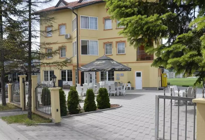 پانسیون Drina Premium