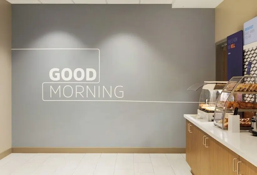 ホテル Holiday Inn Express Mentor Banquet Center By Ihg