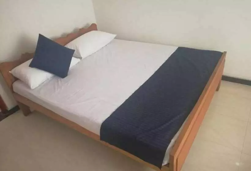 Aamiaismajoitus (B&B) N.l.i. Guest House