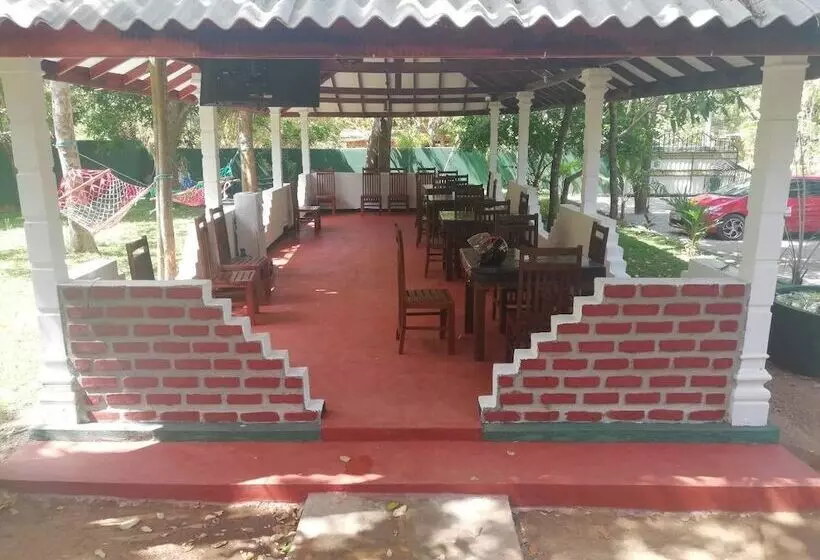 Aamiaismajoitus (B&B) N.l.i. Guest House