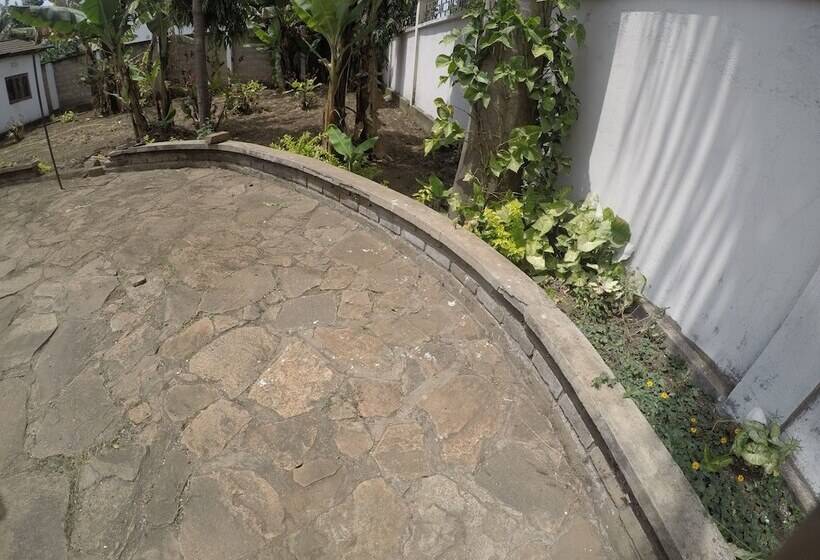 Rightminded Travelling Hostel