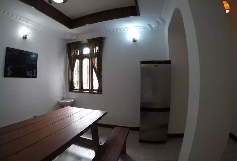 Rightminded Travelling Hostel