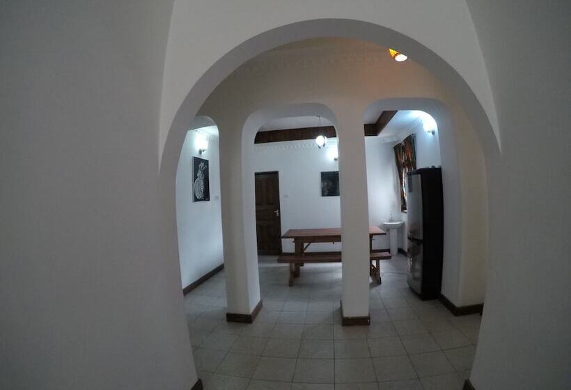 Rightminded Travelling Hostel