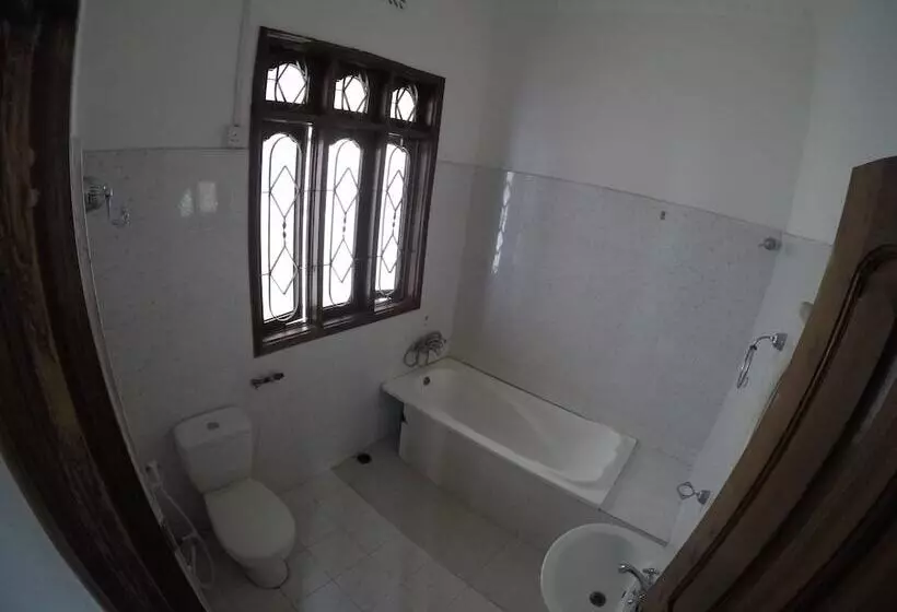 Rightminded Travelling Hostel