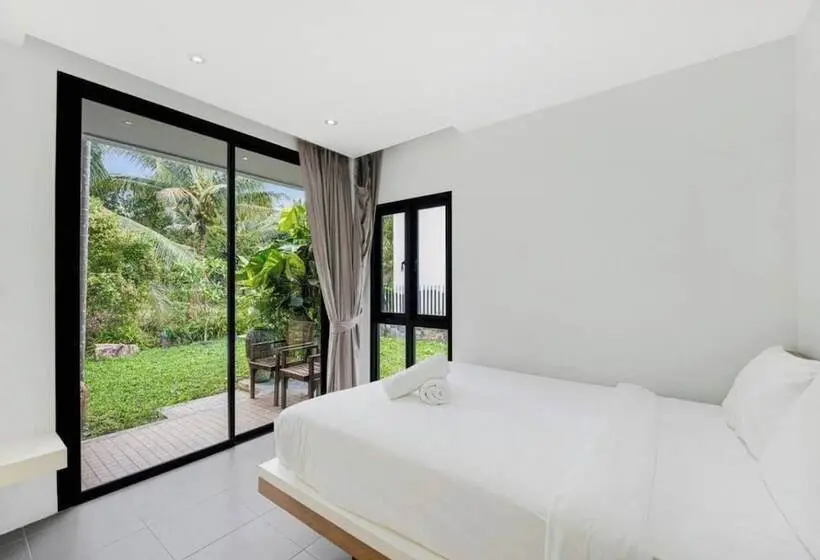 پانسیون Room Ana S House In Lipa Noi