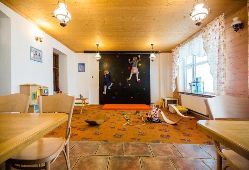 בית מלון כפרי Chata Jiriho Na Seraku