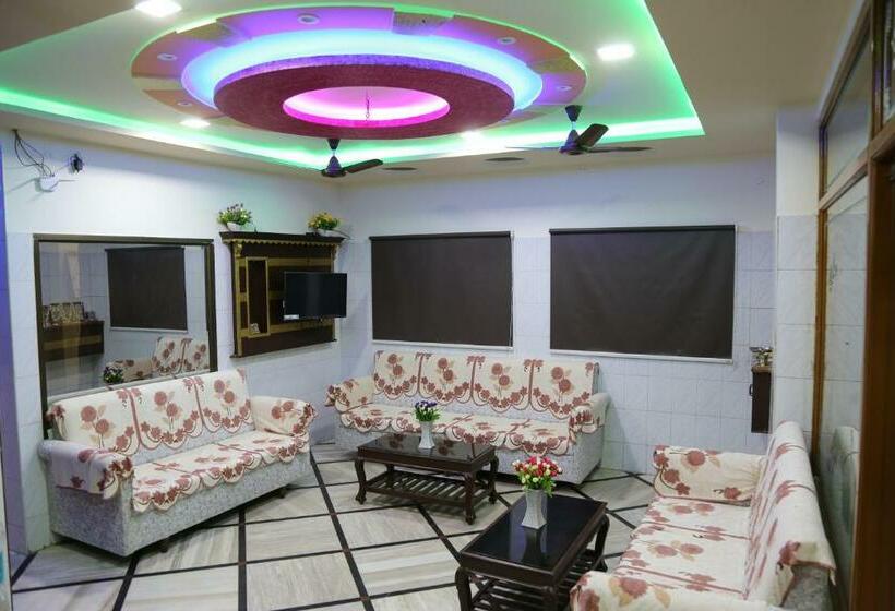 هتل Garuda Guntur