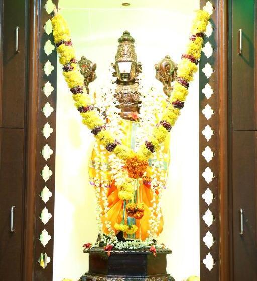 هتل Garuda Guntur