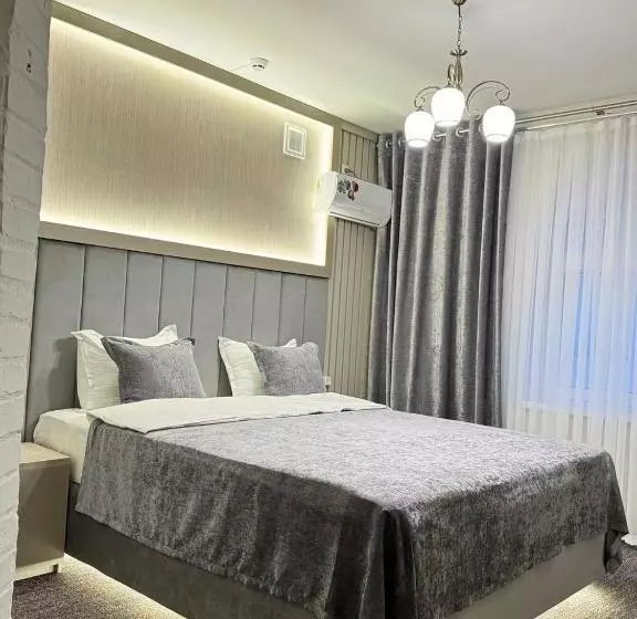 هتل Orient Inn