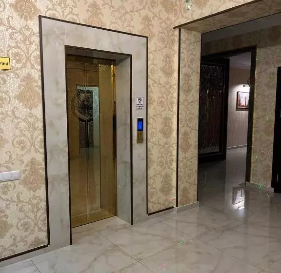 هتل Orient Inn
