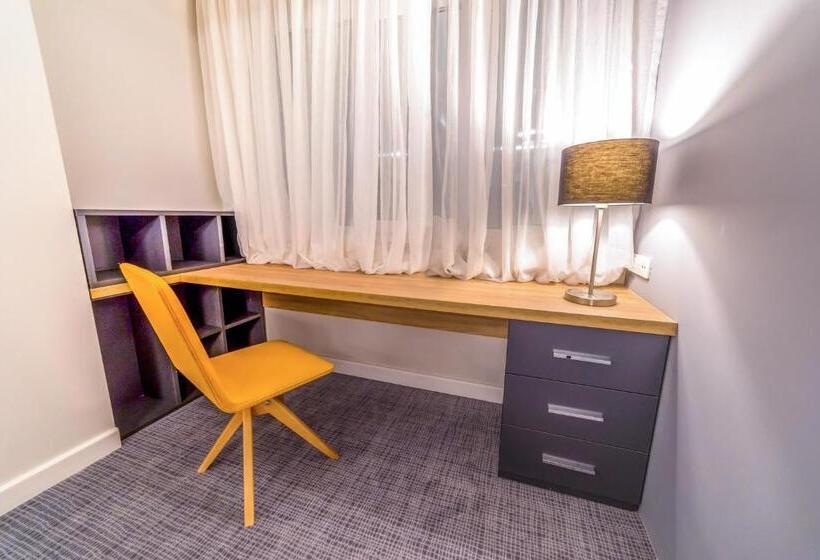 هتل Unique Resort And Spa