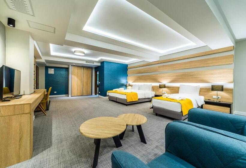 هتل Unique Resort And Spa