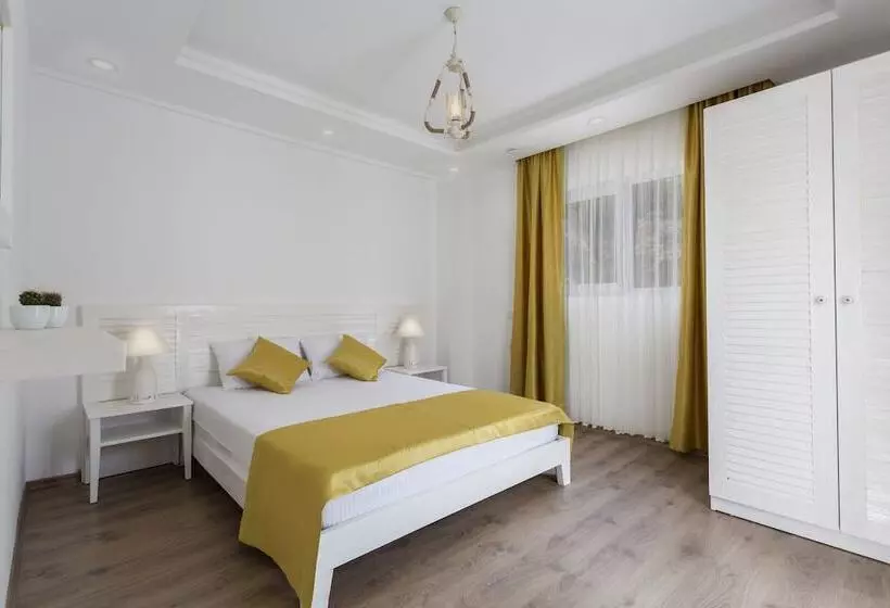 Kybele Suites